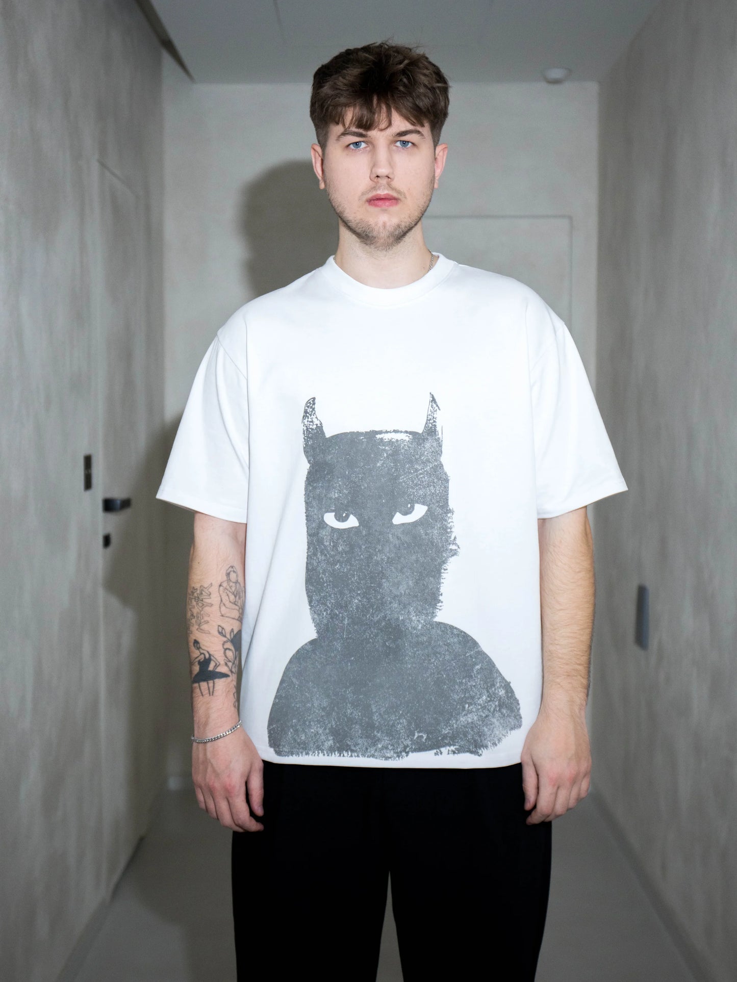 MUTED T-SHIRT
